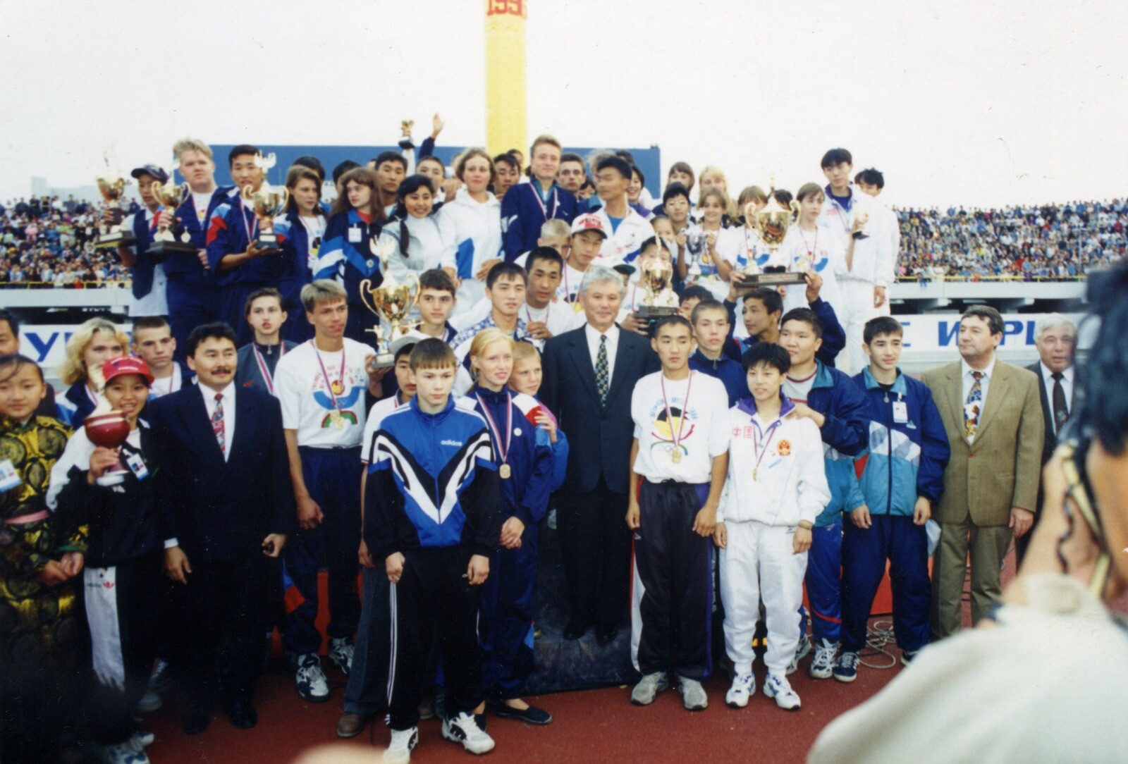 мен1996